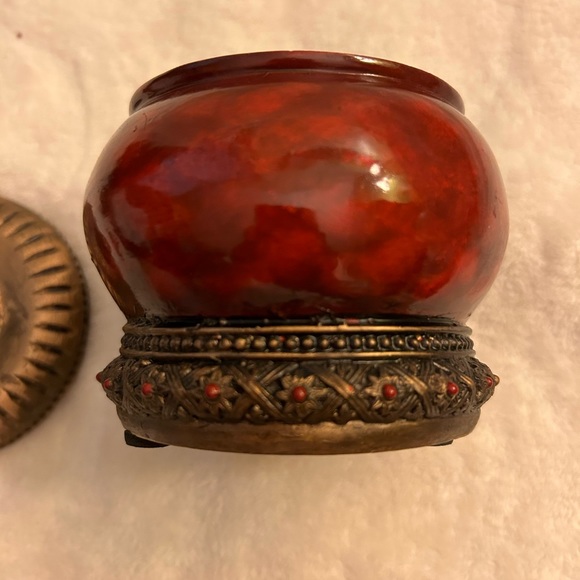 Set of 2 Vintage Trinket Jars - Picture 7 of 8